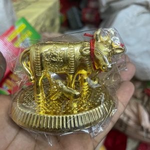 Brass Kamdhenu Cow with Calf for Puja