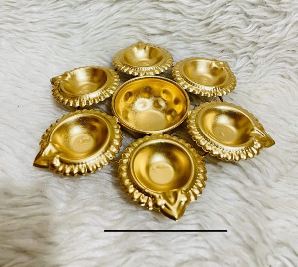 Traditional Classic Trendy Fancy Festive Diya – Navgraha.in