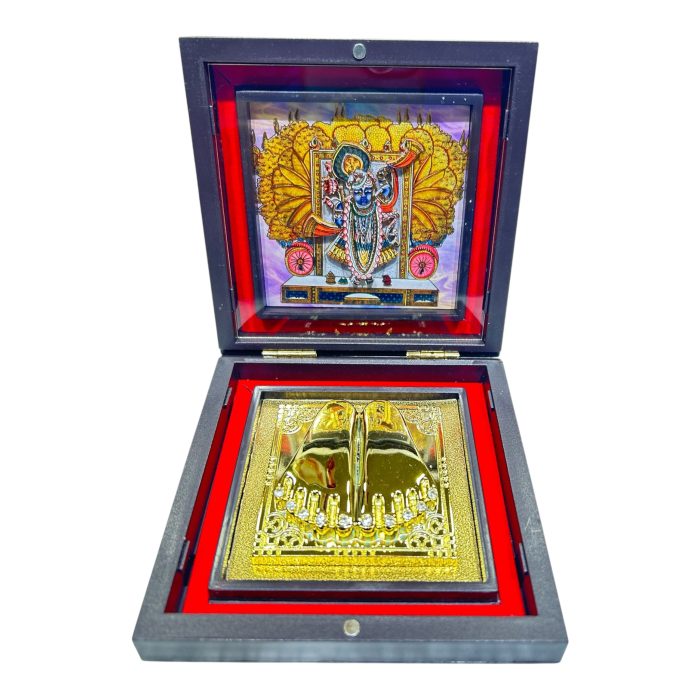 Dwarakaadeesh Shreenathji Sacred Charan Padhukas in a compact 4 x 4 inch - Image 1