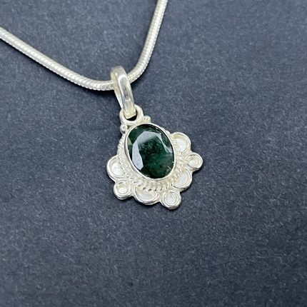 Emerald Silver Pendant | Approx 3.5 Carat | Certified 925 sterling silver jewellery- Navgraha.in